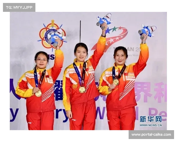 女子25米手枪标准手枪团体赛中国队破世界纪录夺冠